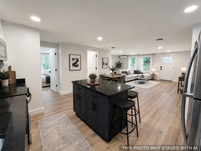 Building Photo - 20 Poirier Pl
