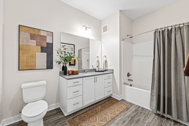 Building Photo - The Wentworth