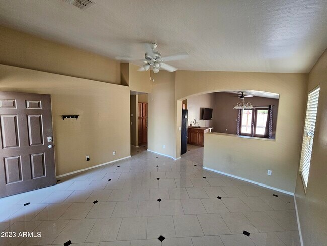 Building Photo - 13803 W Berridge Ln