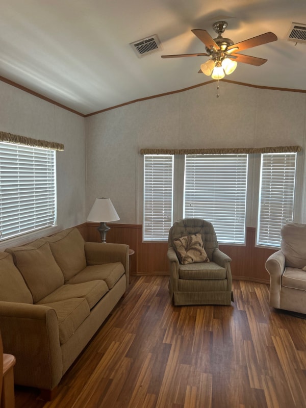 Building Photo - 9751 FL-78