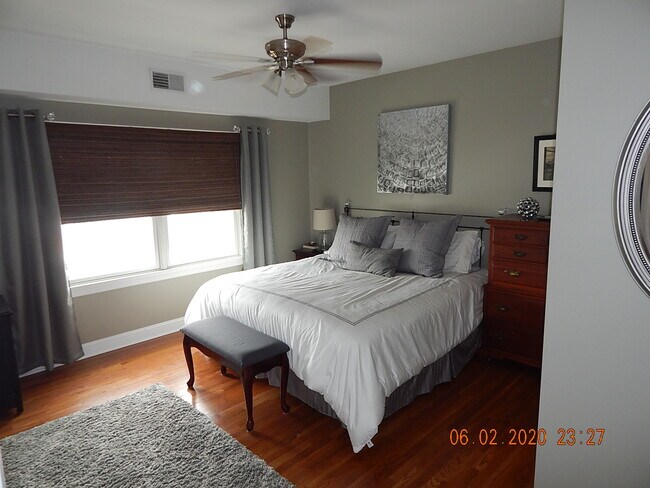 Foto del edificio - 450 Park Ave