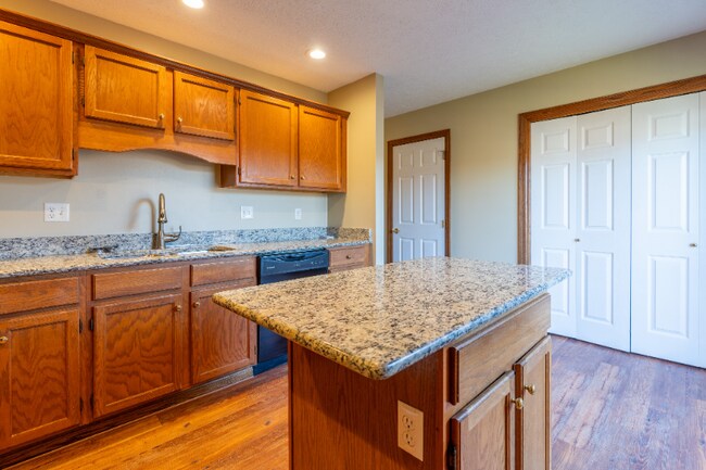 Foto del edificio - 3002 5th Ave