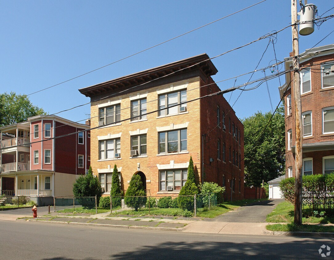 Primary Photo - 63-65 Orange St