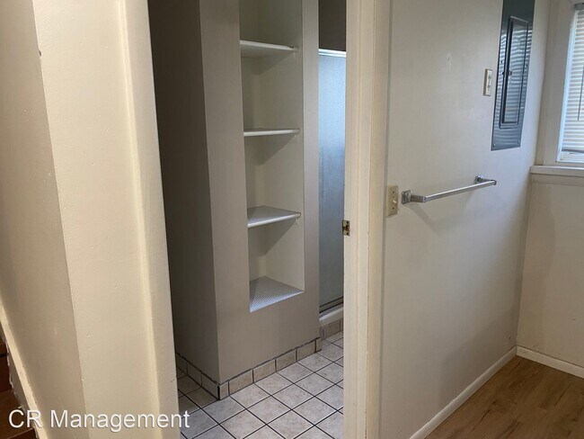 Foto del edificio - 4 br, 2 bath House - 47 Spring Hill Rd