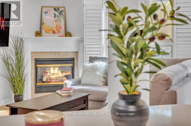 Photo du bâtiment - 1245 Stephenson Dr