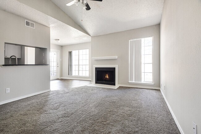 Building Photo - 3623 W Northgate Dr