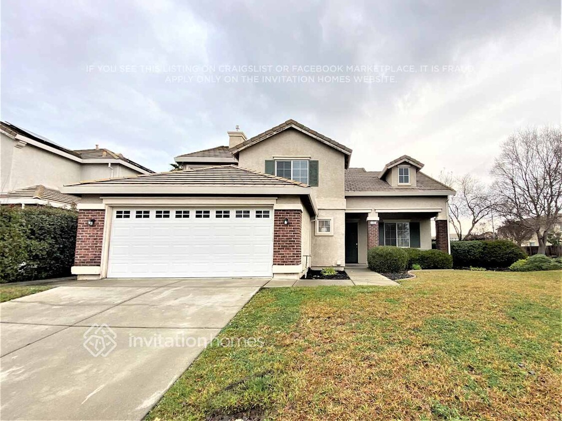 Foto principal - 1701 Fort Ord Ct