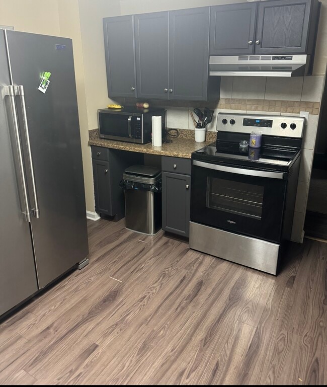 Photo - 11 Bay St Townhome