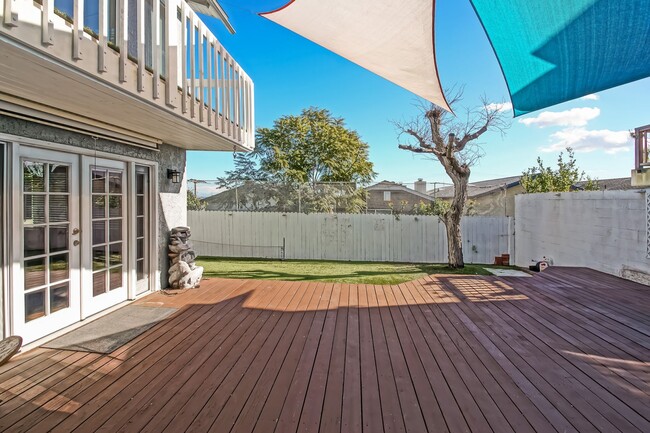 Building Photo - SPACIOUS & AIRY, GOLDEN TRIANGLE 4BR3BA HOME W/ CITY/MOUNTAIN VIEWS, OPEN & AIRY LIVING SPACE & S...