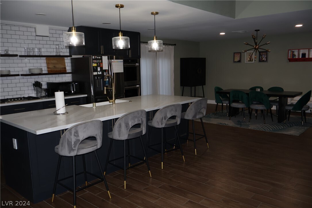 Building Photo - 2704 La Solana Way