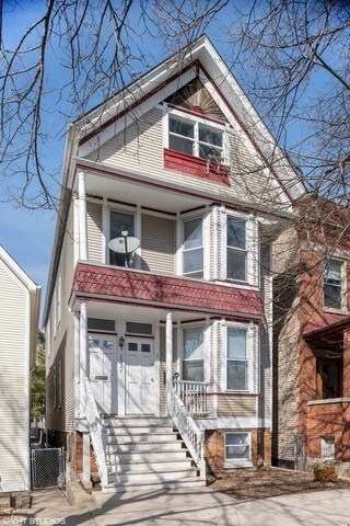 Primary Photo - 2224 W Melrose St
