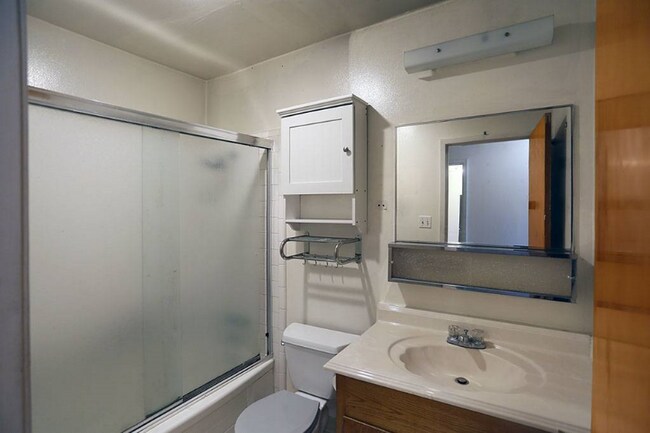 Foto del edificio - 610 E 19th St