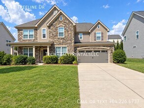 Building Photo - 2642 Treeline Dr