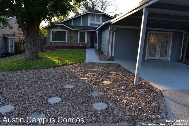 Building Photo - 3 br, 2 bath House - 7719 Skyline Ridge Dr