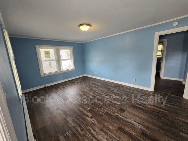 Foto del edificio - 1703 E Gate City Blvd