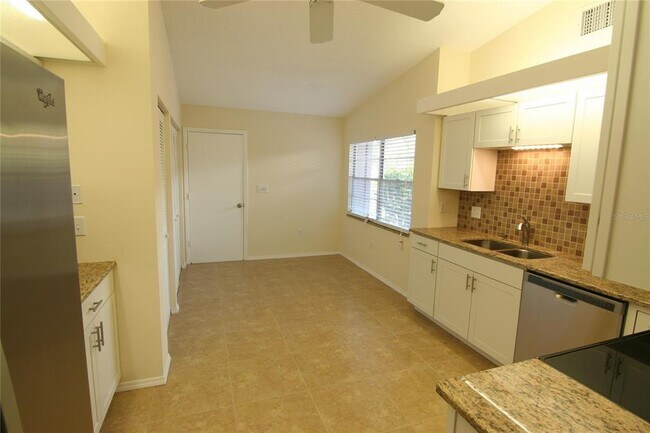 Foto del edificio - 5629 Westwind Ln