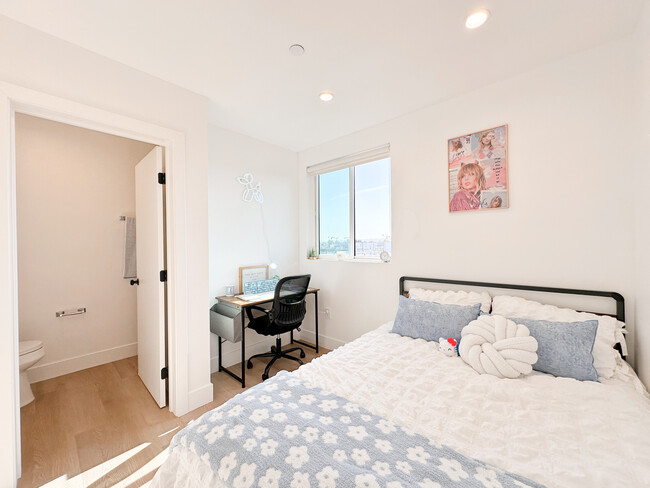 dormitorio privado - 1338 W 35th Pl