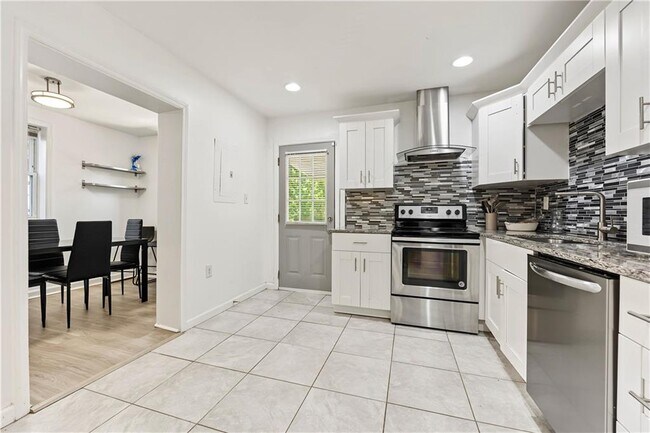 Foto del edificio - 1416 Graymont Dr SW