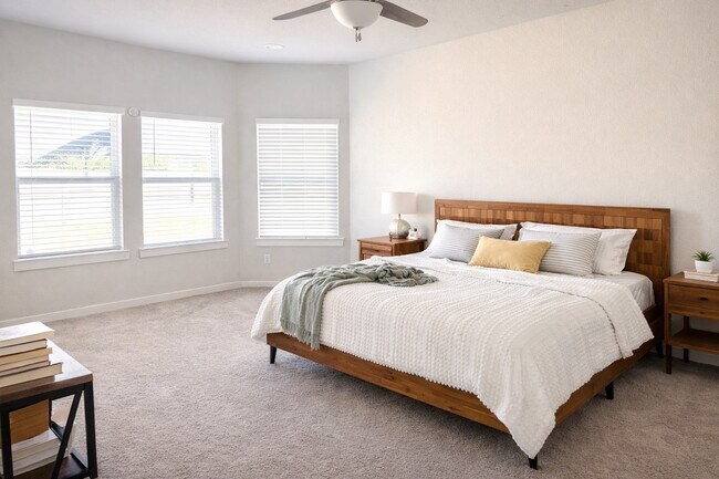 Building Photo - 4819 Bluestem Dr