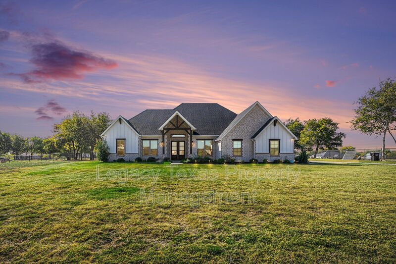 Foto principal - 6309 Rustic Edge St