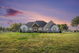 Building Photo - 6309 Rustic Edge St
