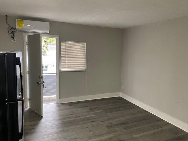 Foto del edificio - 2150 Inwood Terrace