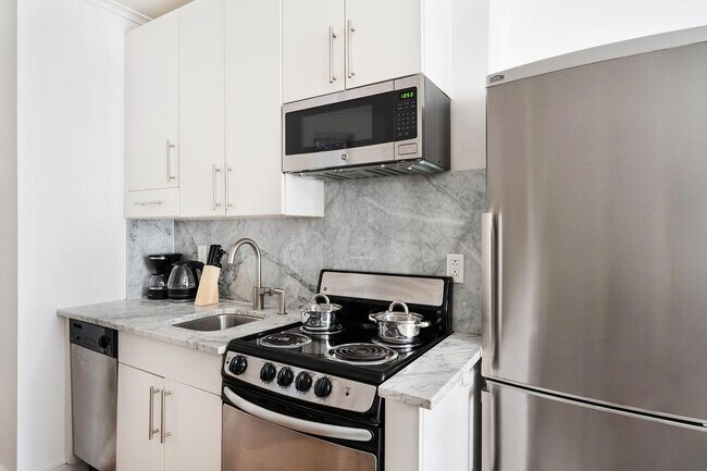 Foto del edificio - 45 E 33rd St