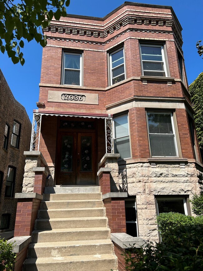 Building Photo - 2036 W Cortez St