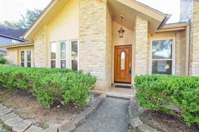 Foto del edificio - 2731 River Birch Dr
