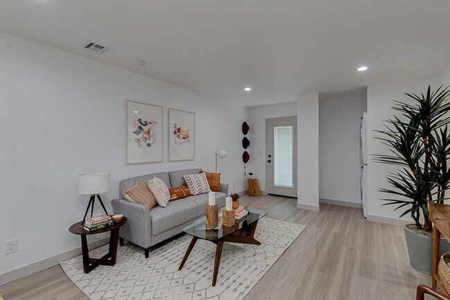 Foto del edificio - $599 Move in Special - Gorgeous, Open Concept Two Bed Two Bath near Old Town Scottsdale!