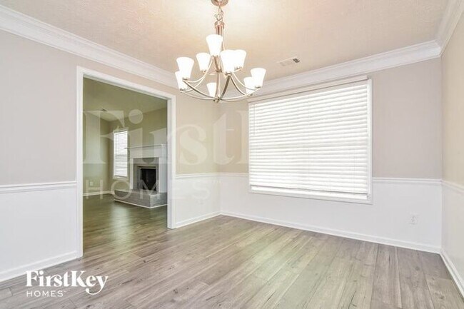 Building Photo - 1517 River Song Way