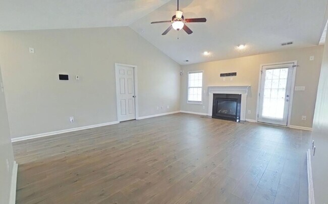 Foto del edificio - MAPLES AT WESTGATE