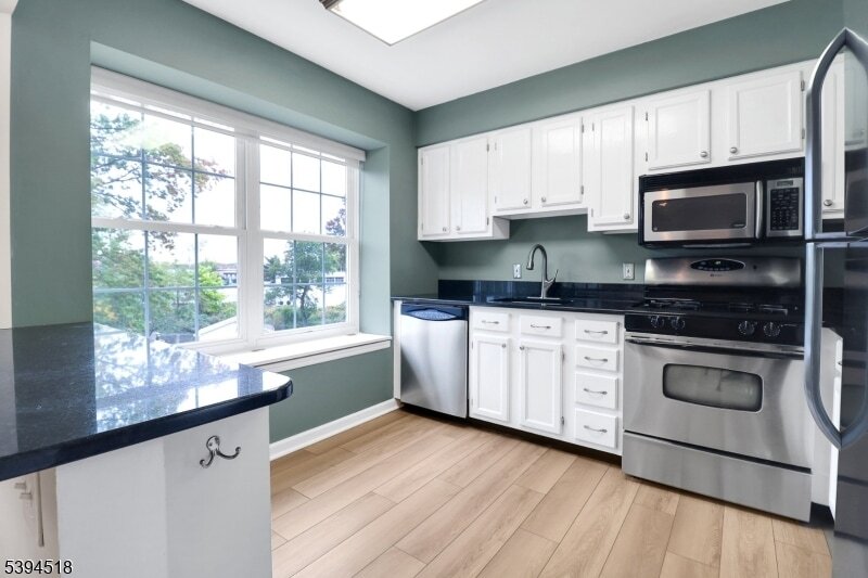 Photo - 121 COUNTRY CLUB DR Unit 3