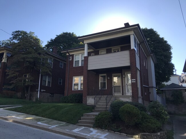 Building Photo - 308 Elizabeth Ave