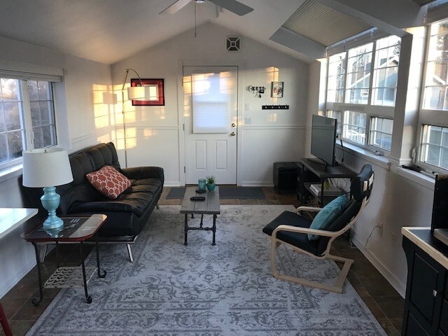 Sala de estar - 903 Prospect Avenue