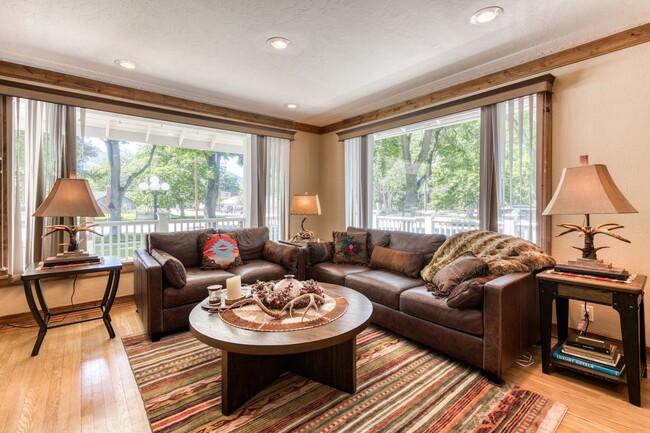 Foto del edificio - Charming high-end furnished home