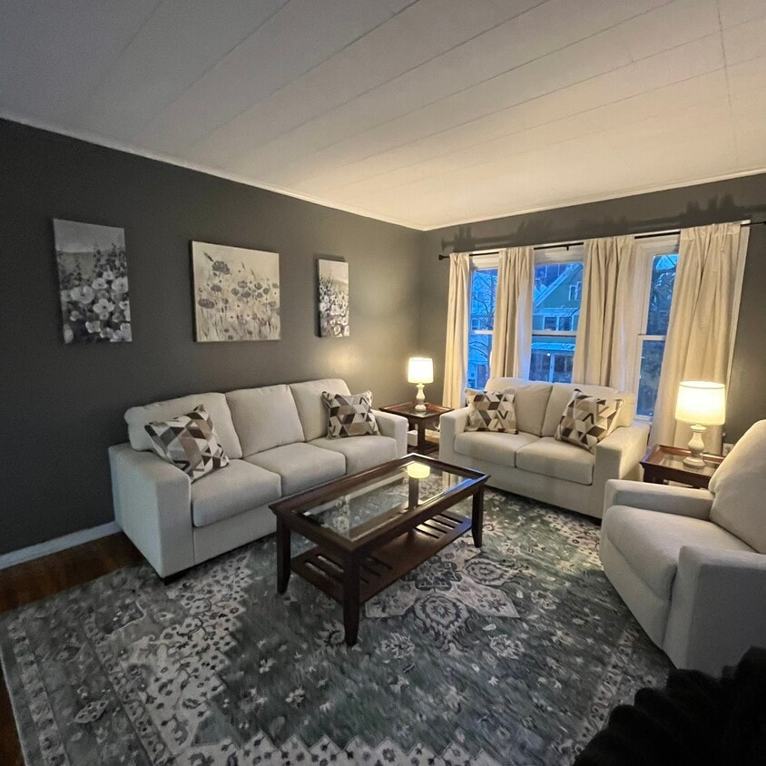 Foto principal - 580 Potomac Ave