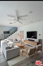 Building Photo - 2041 Linnington Ave