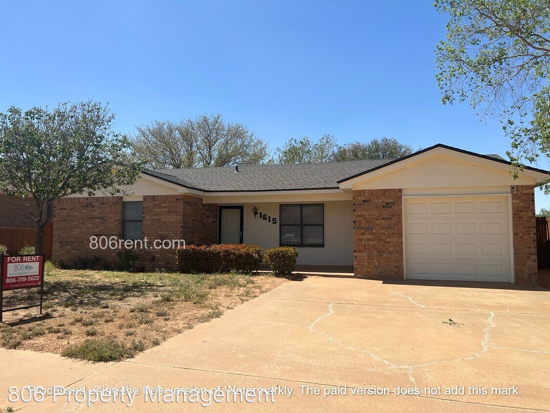3 br, 1.5 bath House 1615 Bryan Ave House Rental in Wolfforth, TX