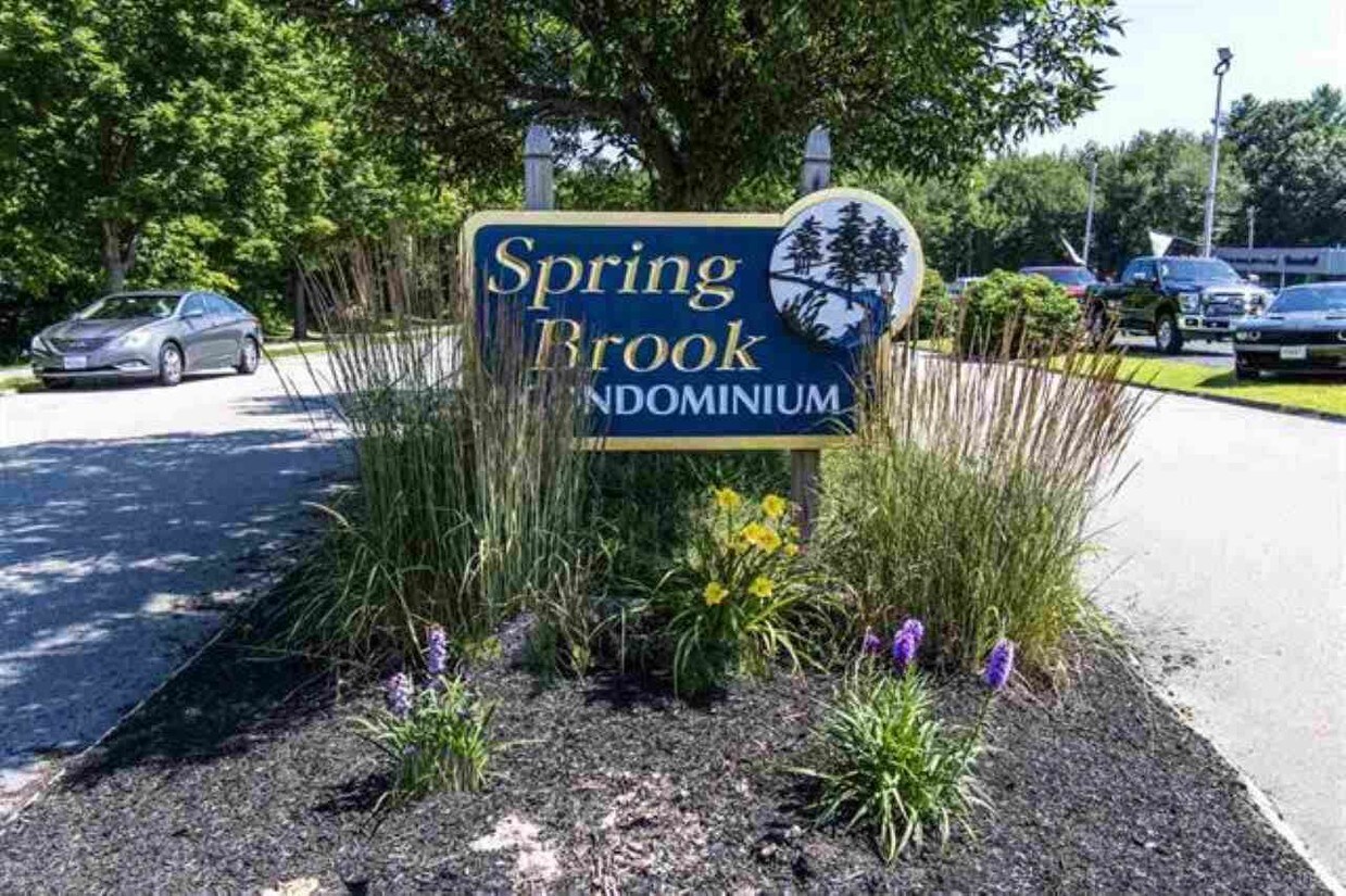 Foto principal - 904 Springbrook Cir