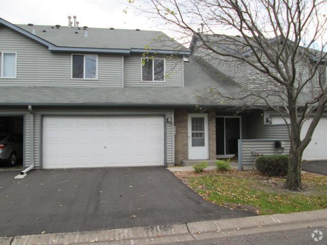 Building Photo - 4867 Helena Ln N