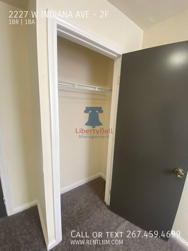 Foto del edificio - 2227 W Indiana Ave