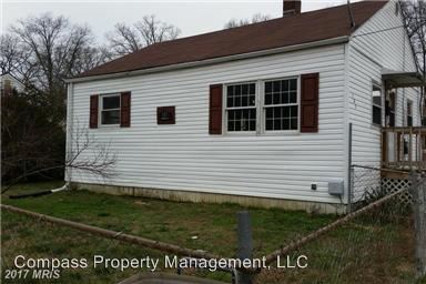 Foto del edificio - 107 Woodland Rd