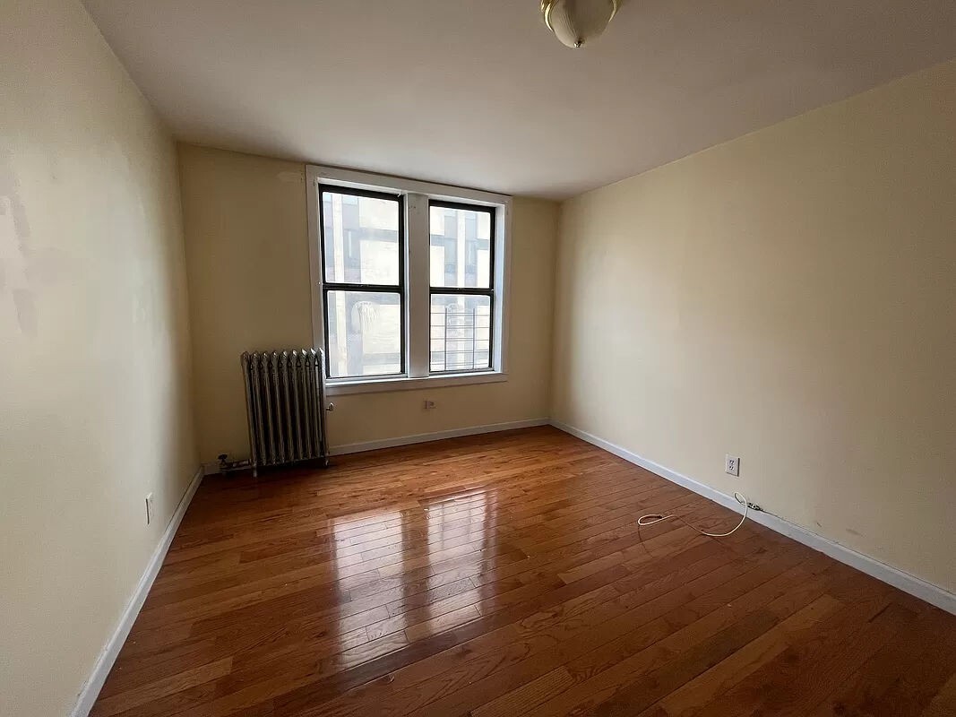 3990 10th Ave Unit 22, New York, NY 10034 - Room for Rent in New York ...