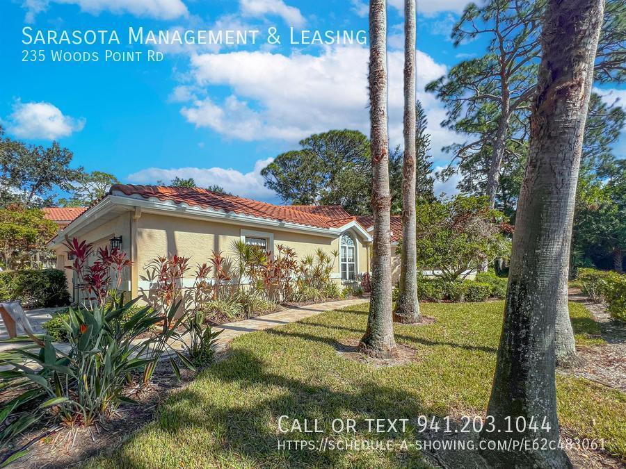 Primary Photo - Updated 3 Bed 2 Bath Villa with Screened P...