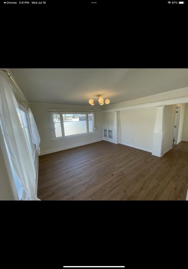 Foto del edificio - 1725 1/2 N Berendo St