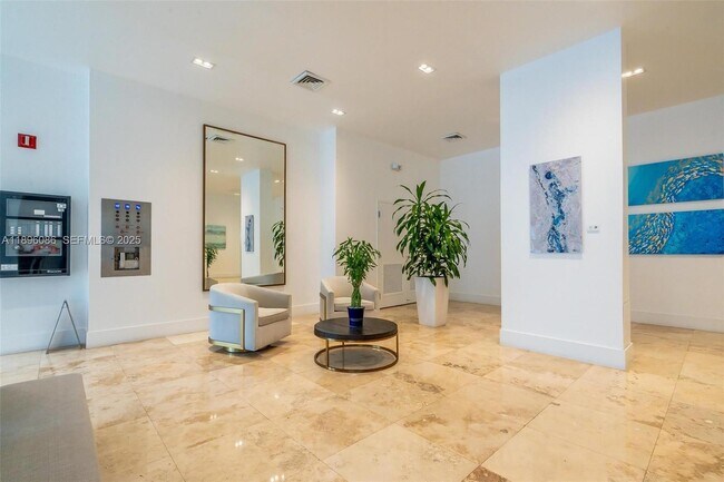 Foto del edificio - 2101 S Ocean Dr