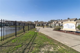Building Photo - 43215 Creek Cir