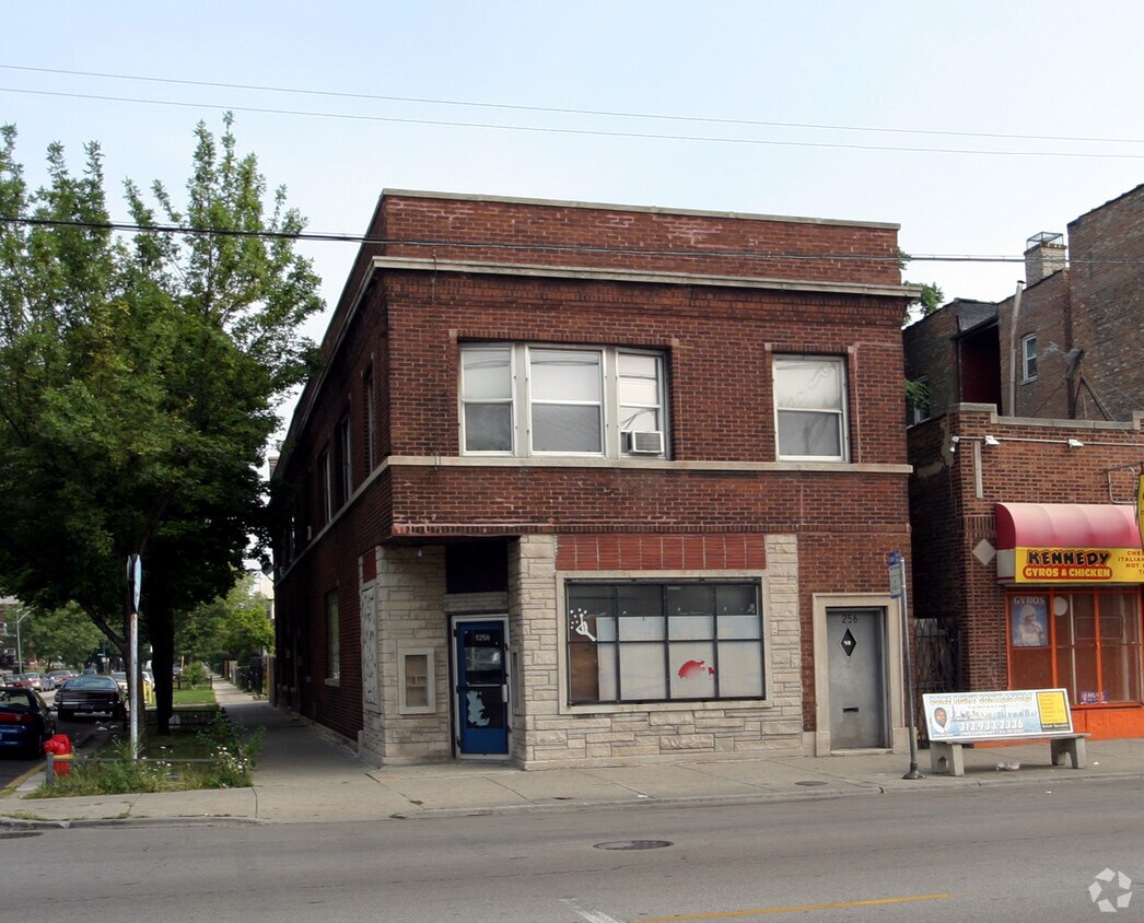 Building Photo - 5256-5258 W Chicago Ave
