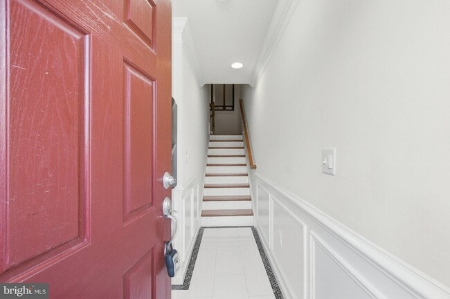 Building Photo - 1443 Occoquan Heights Ct